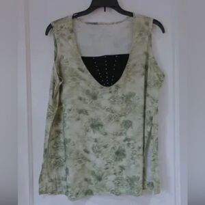 Green and Black sleeveless shell blouse